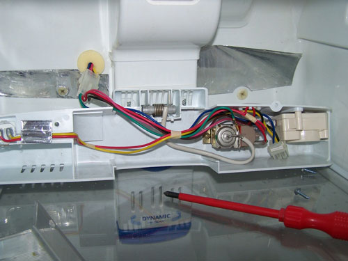 Замена терморегулятора в холодильниках Либхер в Алматы
